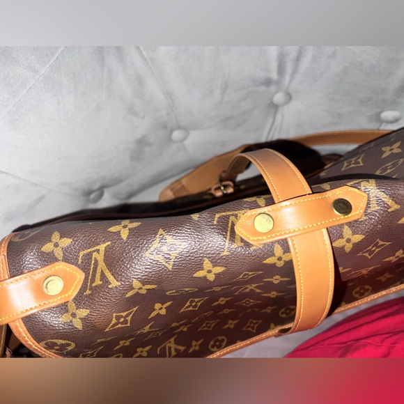 Louis Vuitton Monogram 35 Saumur